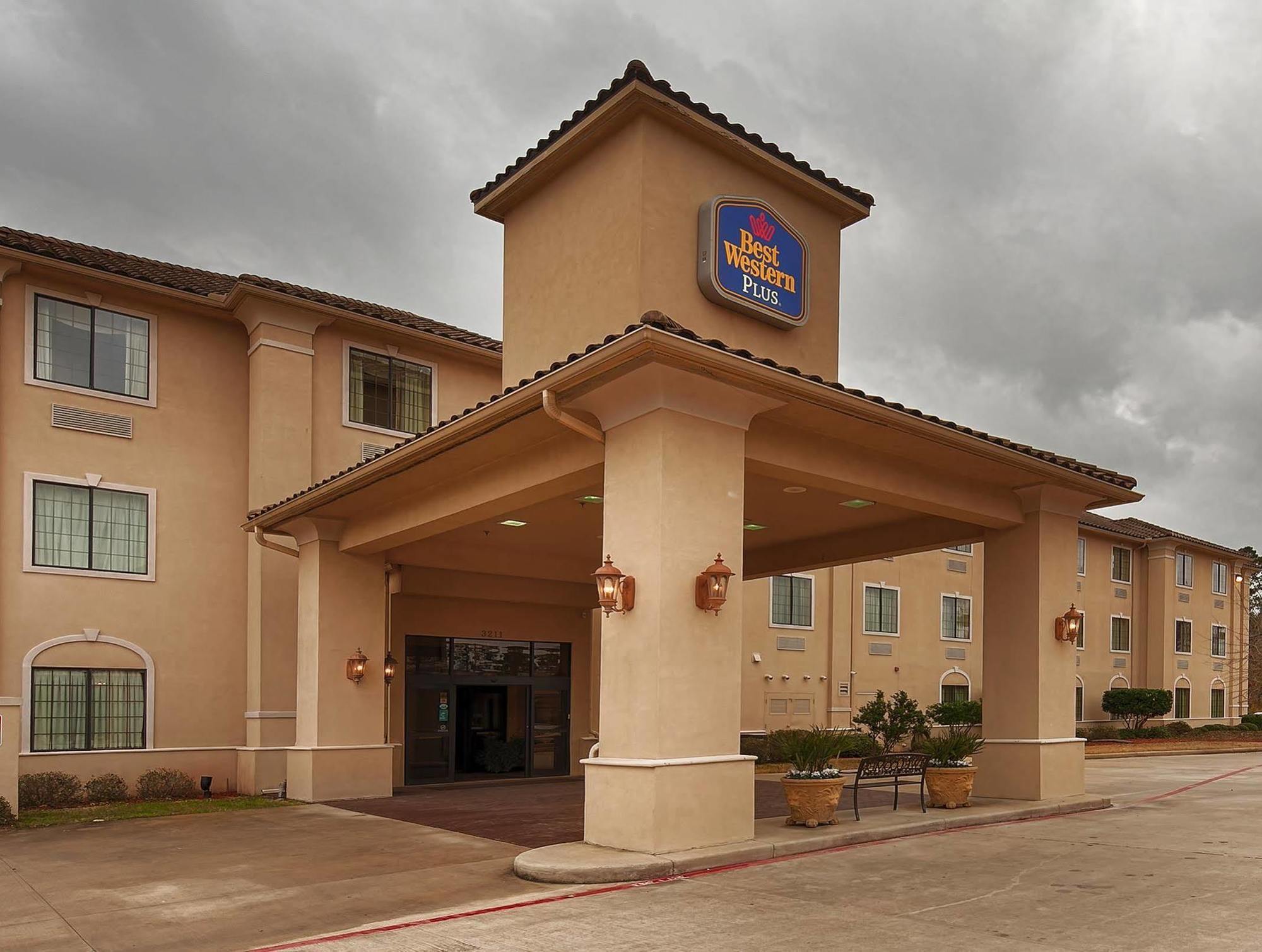 Best Western Plus Crown Colony Inn & Suites Лафкін Екстер'єр фото